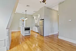 15 Middle St, Hallowell, ME 04347 - Photo 9