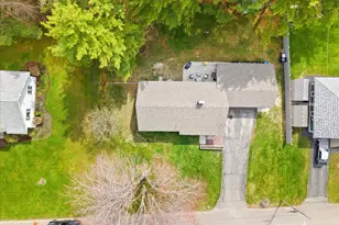 74 Madison Ave, Brewer, ME 04412 - Photo 9