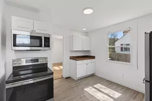 711 Highland Ave, South Portland, ME 04106 - Photo 17