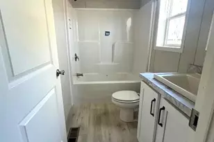 10 Burrill St, Waterville, ME 04901 - Photo 17