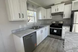 10 Burrill St, Waterville, ME 04901 - Photo 3