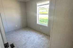 10 Burrill St, Waterville, ME 04901 - Photo 29