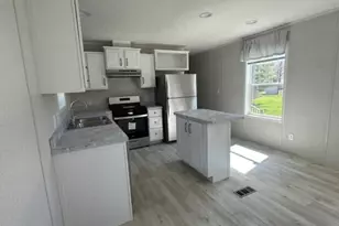 10 Burrill St, Waterville, ME 04901 - Photo 5