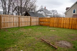25 Katahdin Ave, Millinocket, ME 04462 - Photo 11