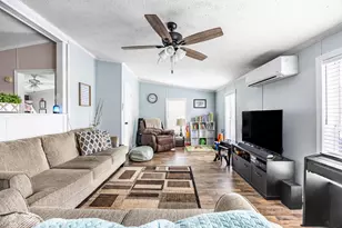 43 Main St, Corinth, ME 04427 - Photo 9