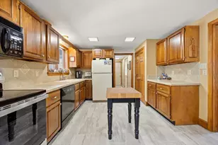 15 Wildwood Dr, Sanford, ME 04083 - Photo 7