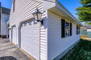 22 Davis St, Portland, ME 04102 - Photo 49