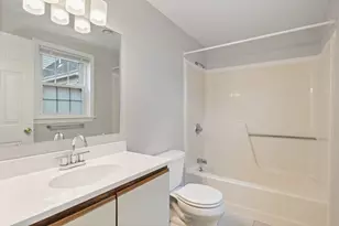 139 Broadway, South Portland, ME 04106 - Photo 15