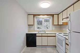 139 Broadway, South Portland, ME 04106 - Photo 7
