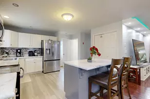 77 Mechanic St, Westbrook, ME 04092 - Photo 9