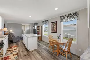 9 Circus Pl, Brunswick, ME 04011 - Photo 7