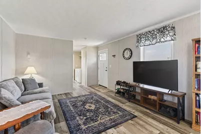 9 Circus Place, Brunswick, ME 04011 - Photo 3
