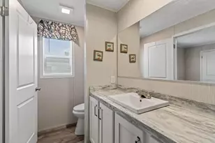 9 Circus Pl, Brunswick, ME 04011 - Photo 11