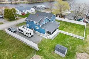 29 Wilson St, Lincoln, ME 04457 - Photo 3