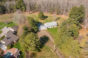 562 Main St, Rockport, ME 04856 - Photo 3