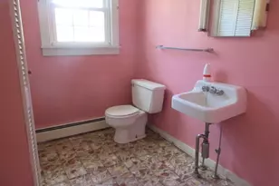 155 Washington St, Baileyville, ME 04694 - Photo 19