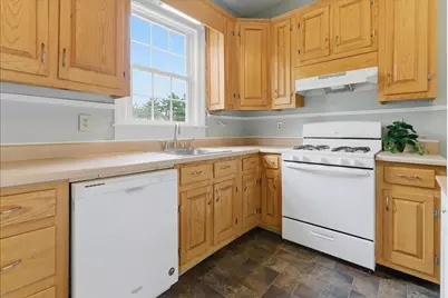 18 Cushman Street, Augusta, ME 04330 - Photo 5