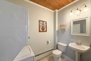 374 Center St, Bangor, ME 04401 - Photo 21