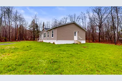 38 S Greenridge Heights, Oakland, ME 04963 - Photo 3