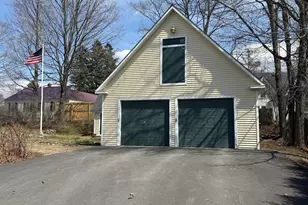 129 Main St, Houlton, ME 04730 - Photo 29