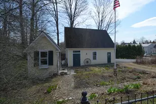 129 Main St, Houlton, ME 04730 - Photo 17