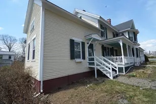 129 Main St, Houlton, ME 04730 - Photo 21