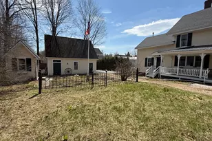 129 Main St, Houlton, ME 04730 - Photo 37