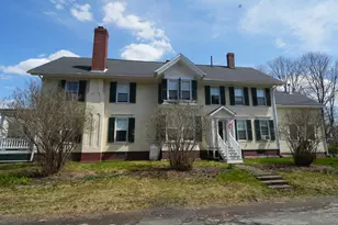 129 Main St, Houlton, ME 04730 - Photo 9