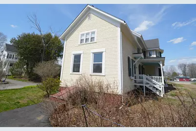 129 Main Street, Houlton, ME 04730 - Photo 13