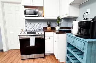 127 Howe St, Lewiston, ME 04240 - Photo 9