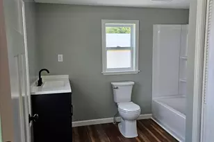 303 Maquoit Rd, Brunswick, ME 04011 - Photo 5