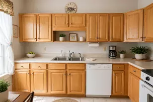 42 Farragut Wy, Kennebunk, ME 04043 - Photo 15