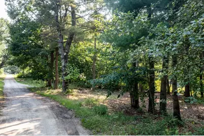184 Sunset Avenue, Portland, ME 04109 - Photo 9