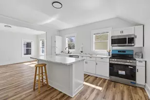26 Vernon St, Auburn, ME 04210 - Photo 3