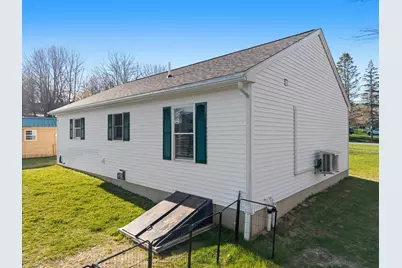 15 W Hill Terrace, Gardiner, ME 04345 - Photo 39