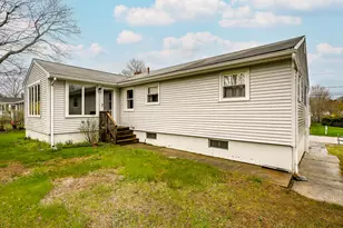 31 Vernon Rd, Cape Elizabeth, ME 04107 - Photo 9