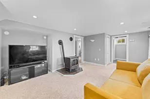 998 Lewiston Rd, West Gardiner, ME 04345 - Photo 21