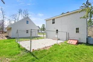 193 Main St, Milford, ME 04461 - Photo 3