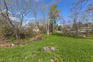72 Louise St, Auburn, ME 04210 - Photo 37