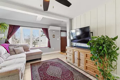 313R Warren Avenue, Portland, ME 04103 - Photo 5