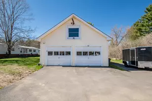 947 W Main St, Dover Foxcroft, ME 04426 - Photo 11