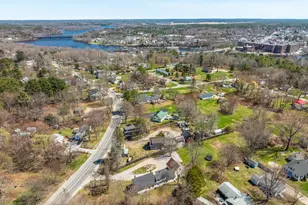 48 Winter St, Topsham, ME 04086 - Photo 5