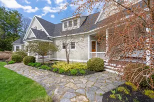 37 Mary Ln, Cumberland, ME 04110 - Photo 3