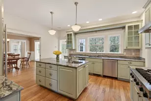 37 Mary Ln, Cumberland, ME 04110 - Photo 7