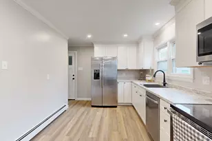 10 Riley St, Lewiston, ME 04240 - Photo 7