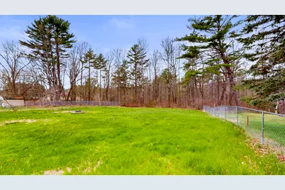 10 Riley Street, Lewiston, ME 04240 - Photo 35