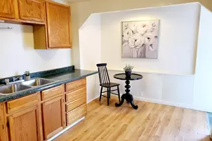 14 Devon St, Portland, ME 04102 - Photo 5