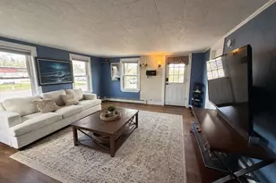 402 Roosevelt Trail, Windham, ME 04062 - Photo 5