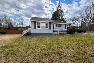 402 Roosevelt Trail, Windham, ME 04062 - Photo 3