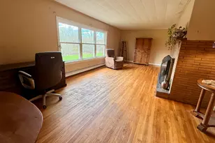 448 Hunnewell Ave, Pittsfield, ME 04967 - Photo 11